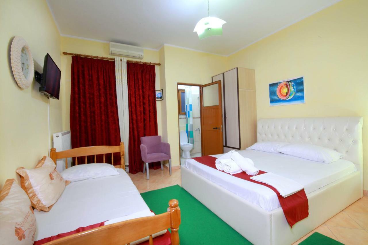 My Home Guest House Durrës Esterno foto